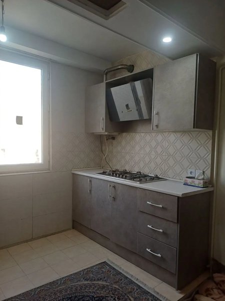 ۴۱ متری _ پارکینگ دار _ مولوی