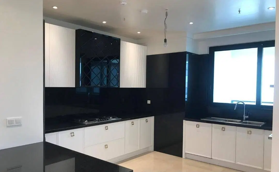 آپارتمان ۲۴۰ متری زعفرانیه
