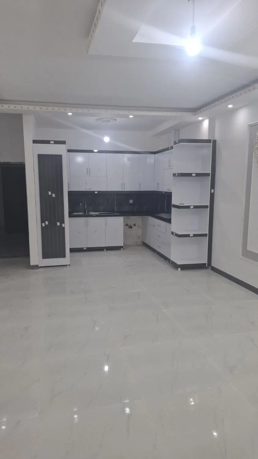 آپارتمان ۱۰۰متری دوخواب صفر