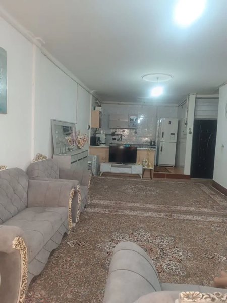 آپارتمان ۷۵متری خیابان آبشار