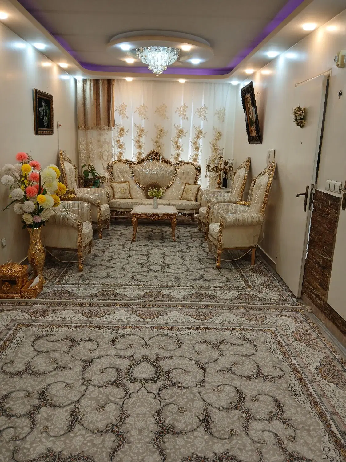 فروش واحد ۵۲ متری_خیابان نیایش