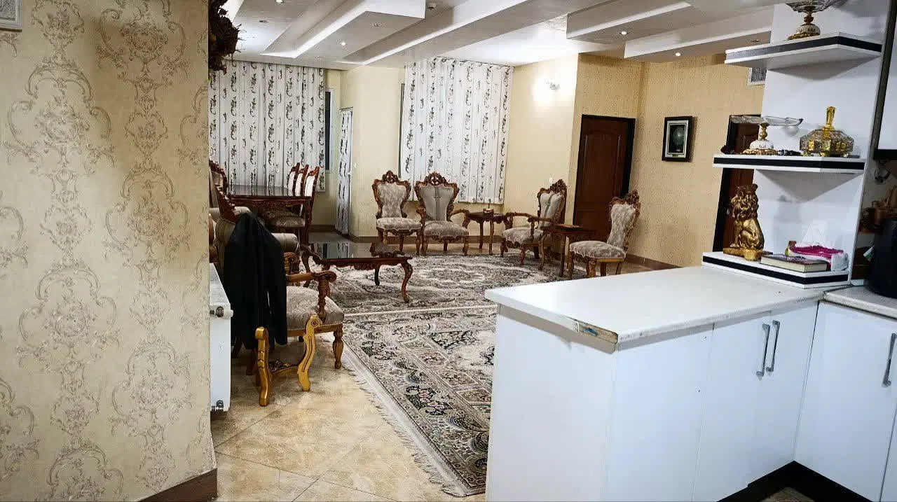 آپارتمان۱۳۵‌متر_۳خواب_مستر_ خوش نقشه