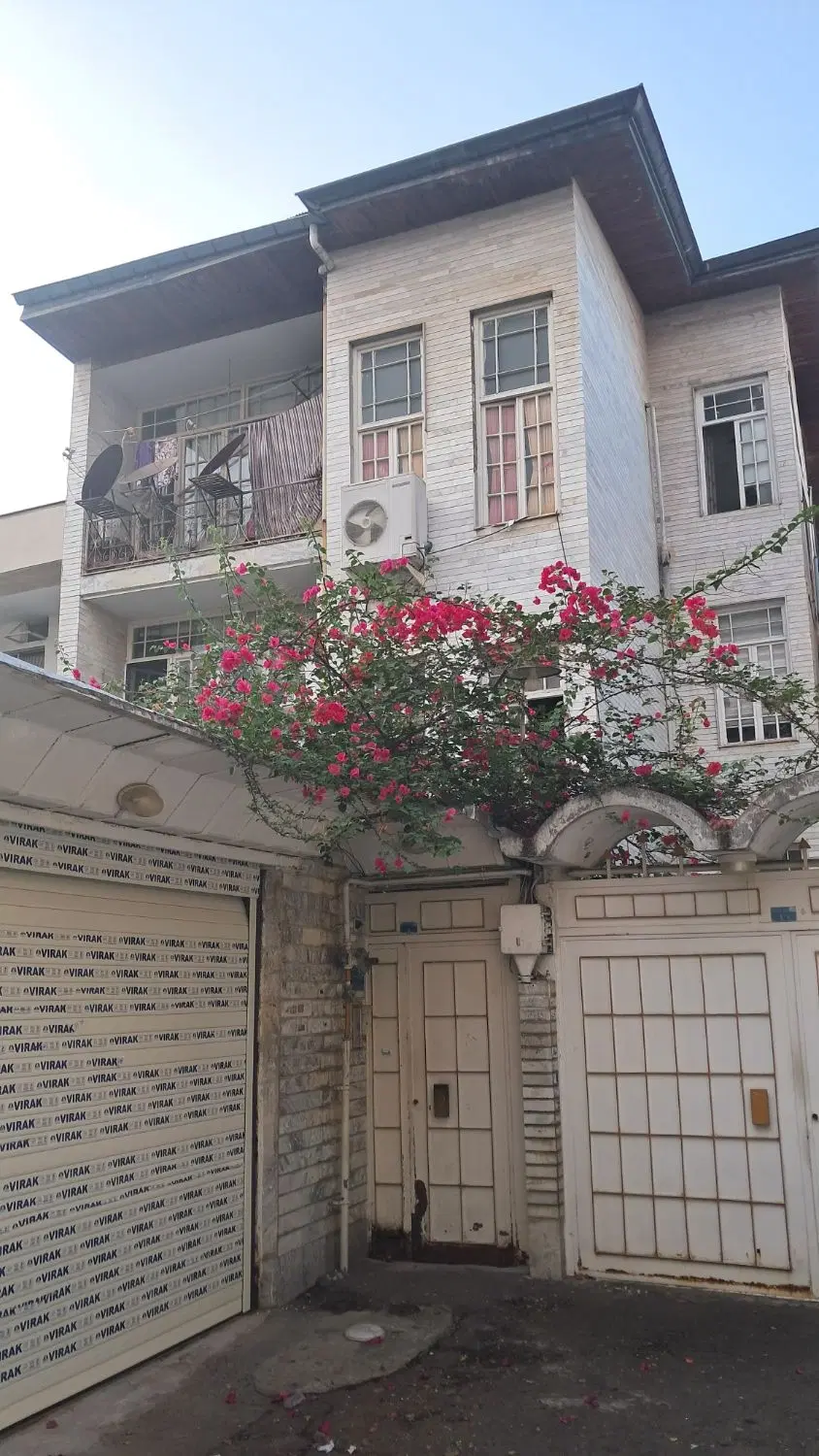 ۲۵۲ متر زمین با قدرالسهم بالا _ ۱۲۵ متر واحد