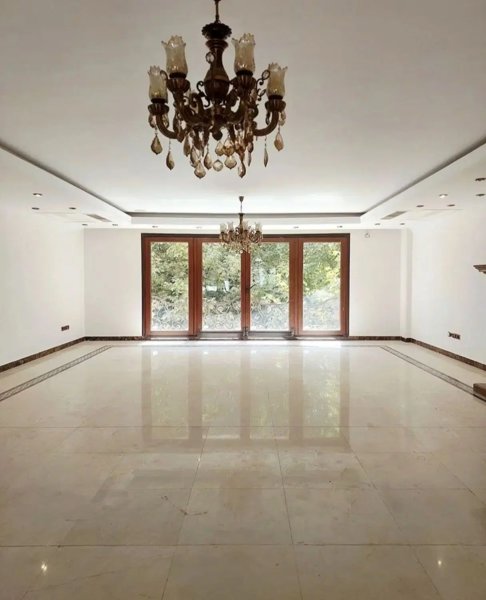 175 متر دو طرف نور دنج و آرام