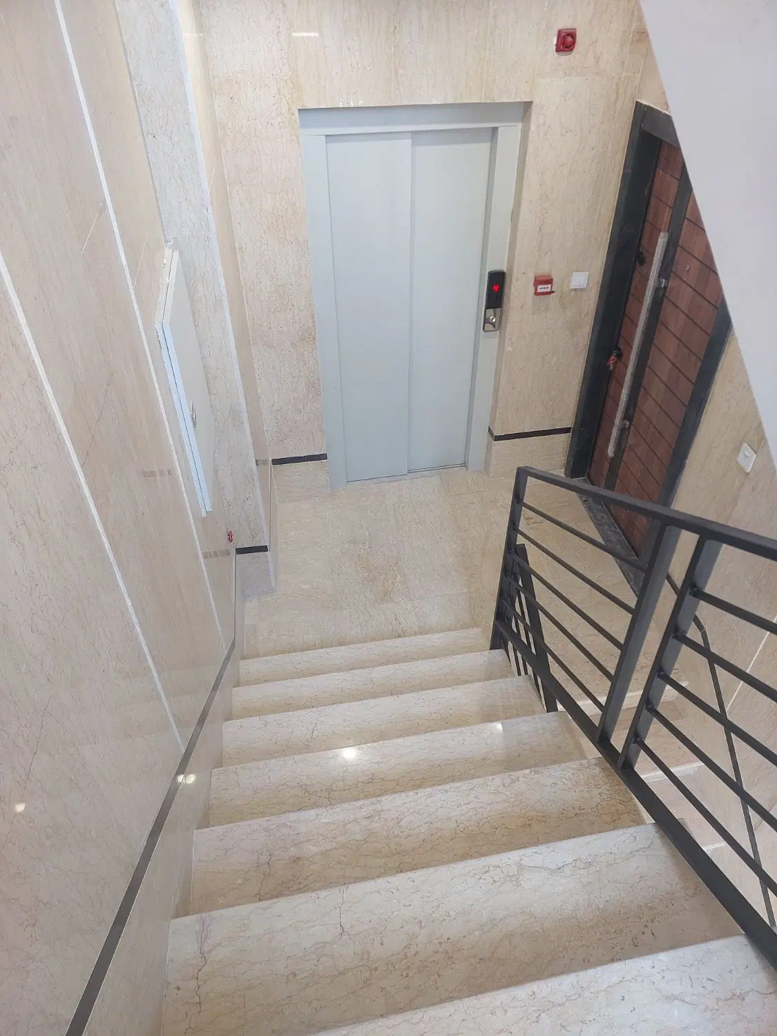 ۷۰ متر تکواحدی کلید نخورده
