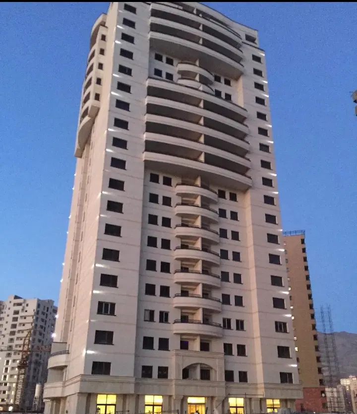 120 متر برج پاریز ویو دار چیتگر