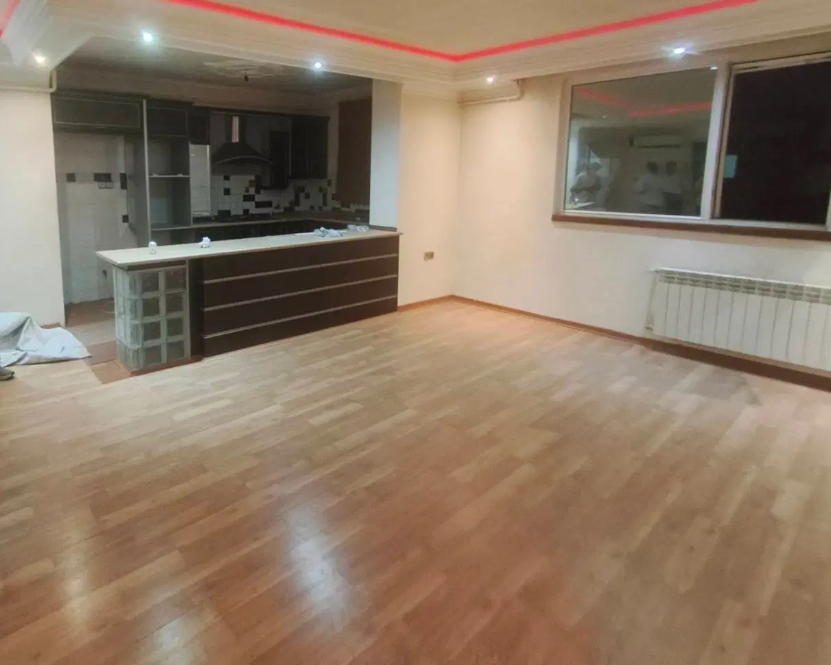 100متری2خواب درتاپ لوکیشن دیانتی فول پارکت اکازیون