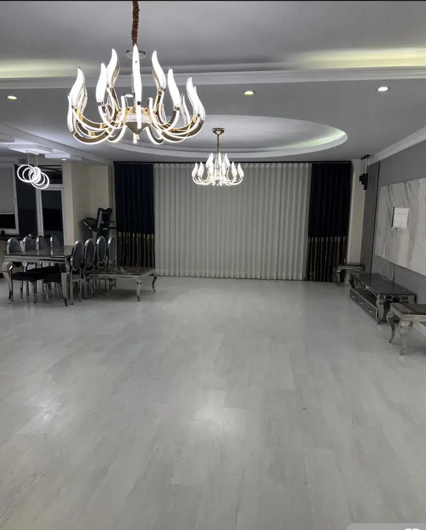 ۸۸متر _ ۲خواب_سالن پرده خور_غرق نور_بازسازی شده