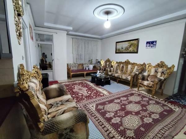 فروش آپارتمان ۶۱ متری(تمیز_خوش نقشه_فول)