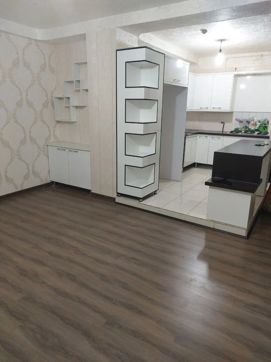 واحد ۹۰ متری پردیسان