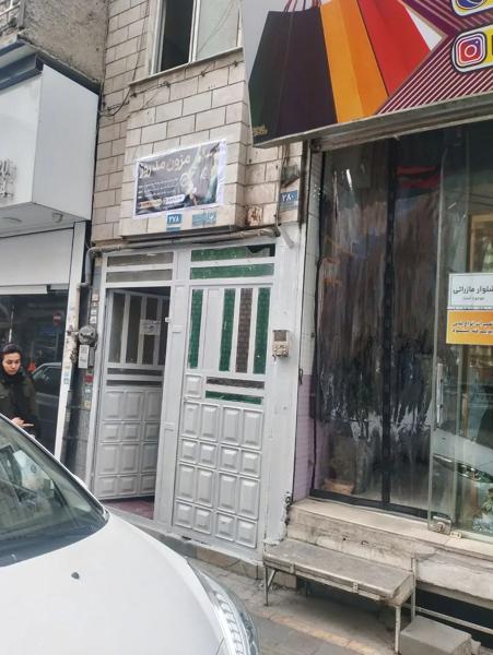 ۱۰۰متر زیرزمین مناسب سکونت و دفتر کار
