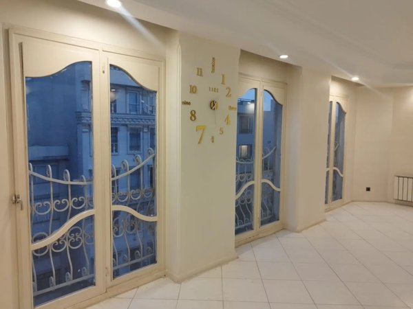 160متری 3 خواب نورگیر ،تک واحدی فول امکانات