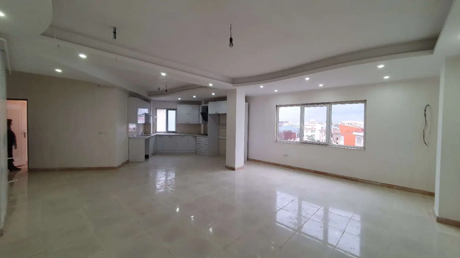 فروش آپارتمان ۱۲۸ متر دوخواب سرچشمه