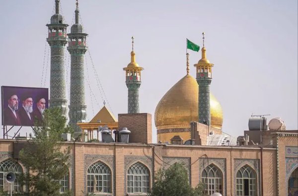 آپارتمان روبروی حرم مطهر