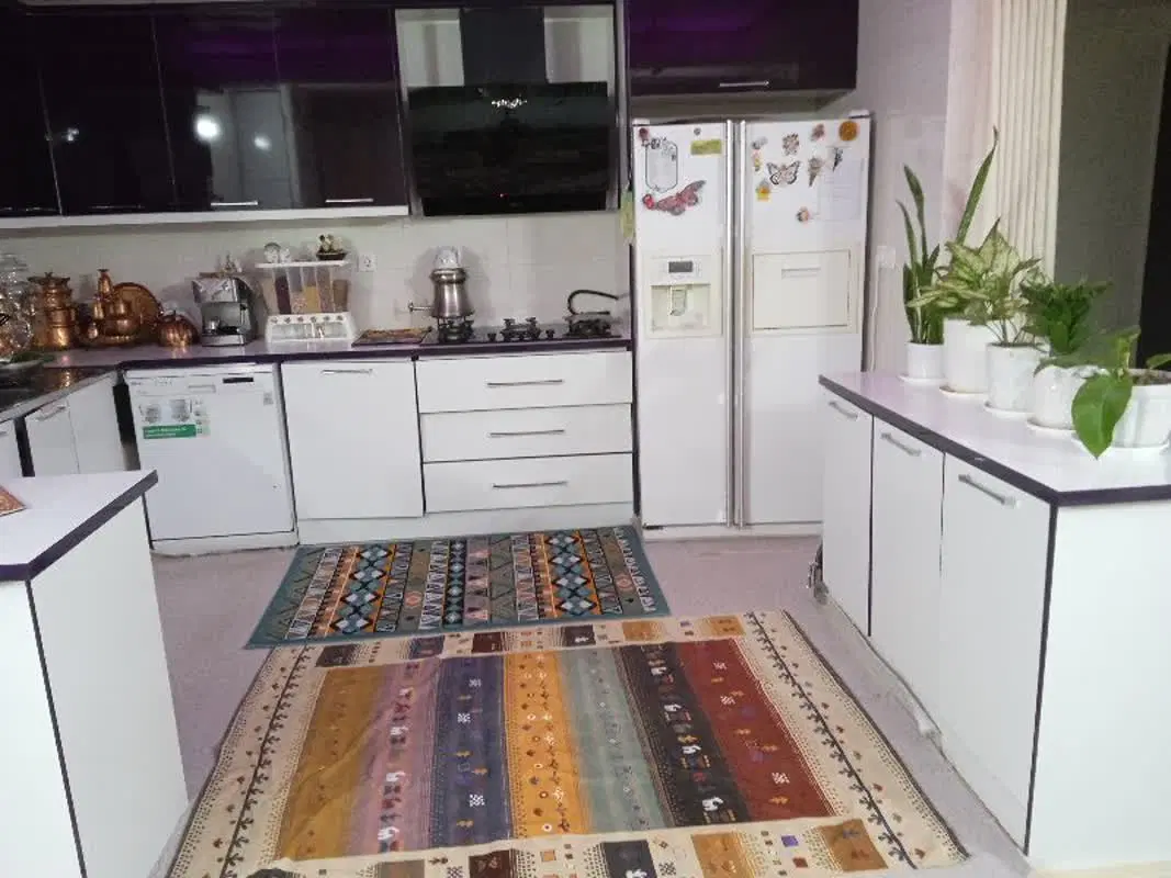 فروش۱۰۰متری خیابان شهیدان اقلیمی
