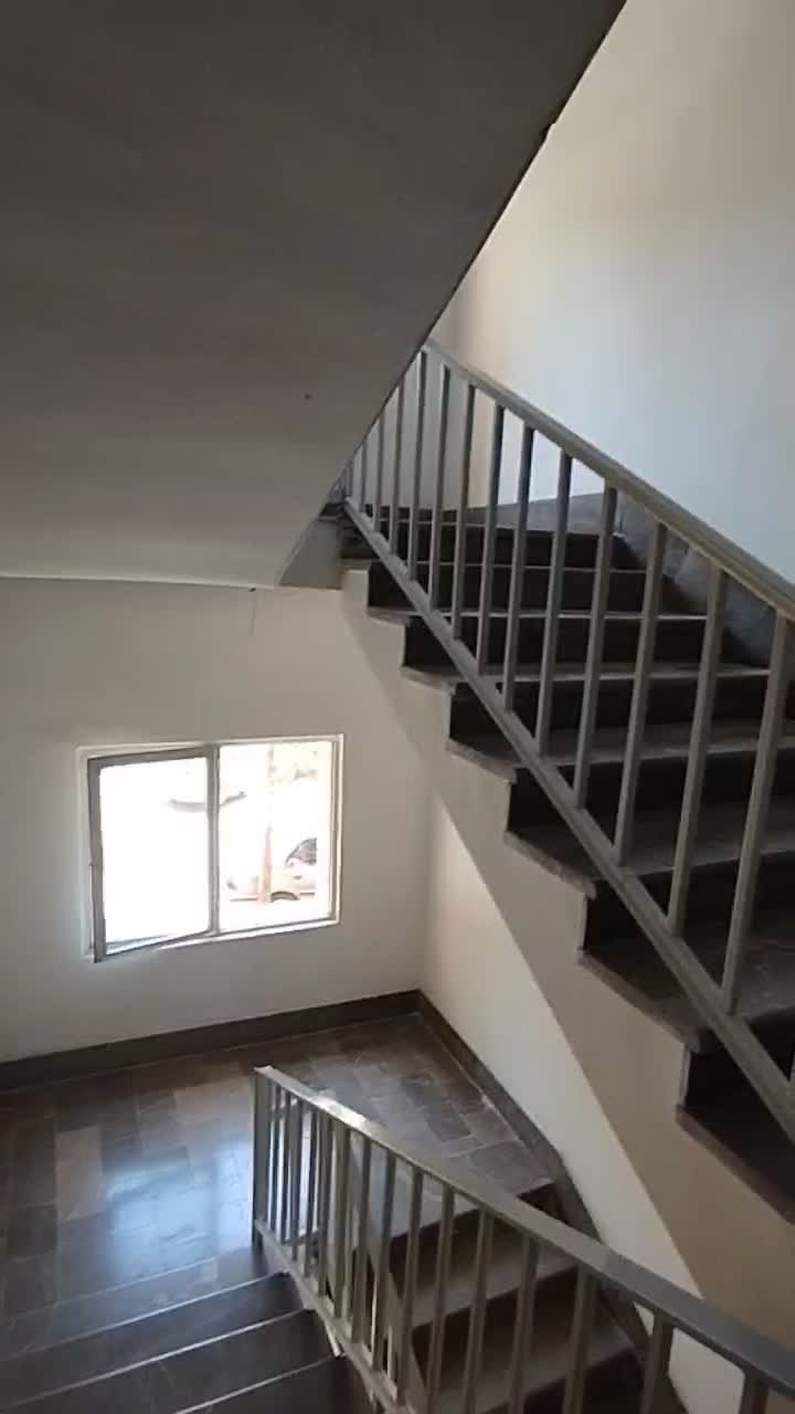 ۱۳۰ متر۳ خواب بازسازی ریشه ای لوکس