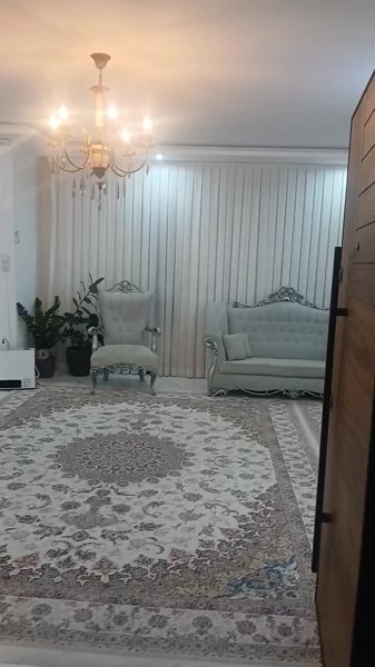 ۱۳۰ متری در طلاب تک واحدی