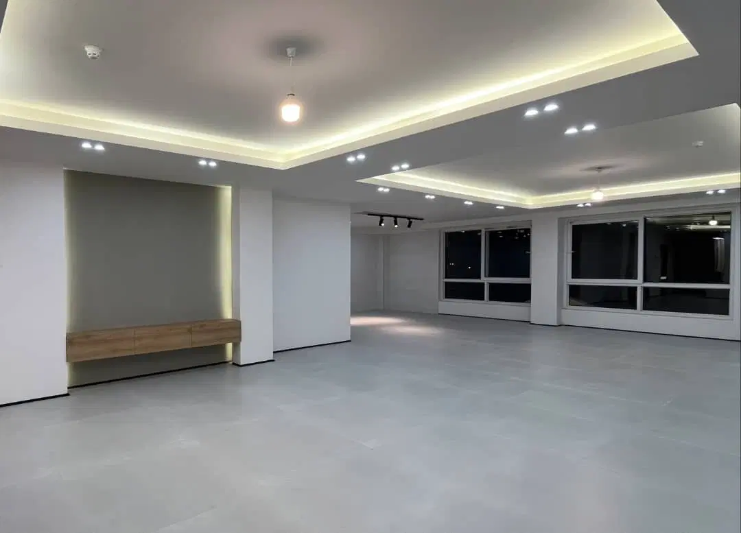 فروش آپارتمان سه خوابه ۱۷۲متری درگلشهر۳۴