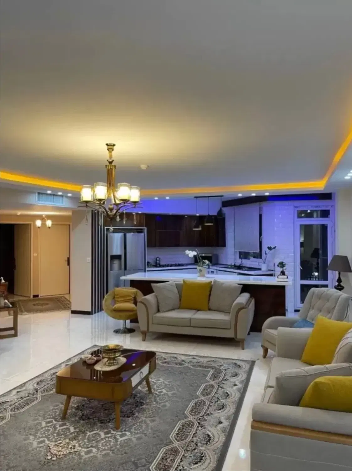 فروش آپارتمان ۱۰۲ متر سرتختAmlak-e-Mehran