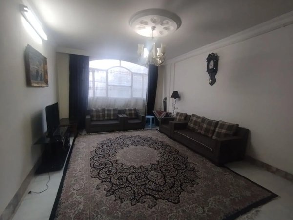 60متر شیک و تمیز مناسب زائر مرکز شهر مبله