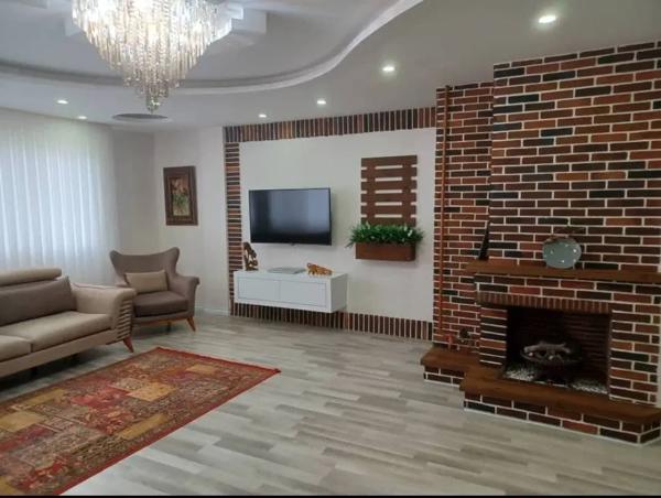 فروش واحد مسکونی ۱۰۰ متری - بلوار گیلان