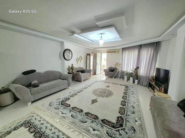 فروش واحد ۱۰۴ متری در ابریشم محله