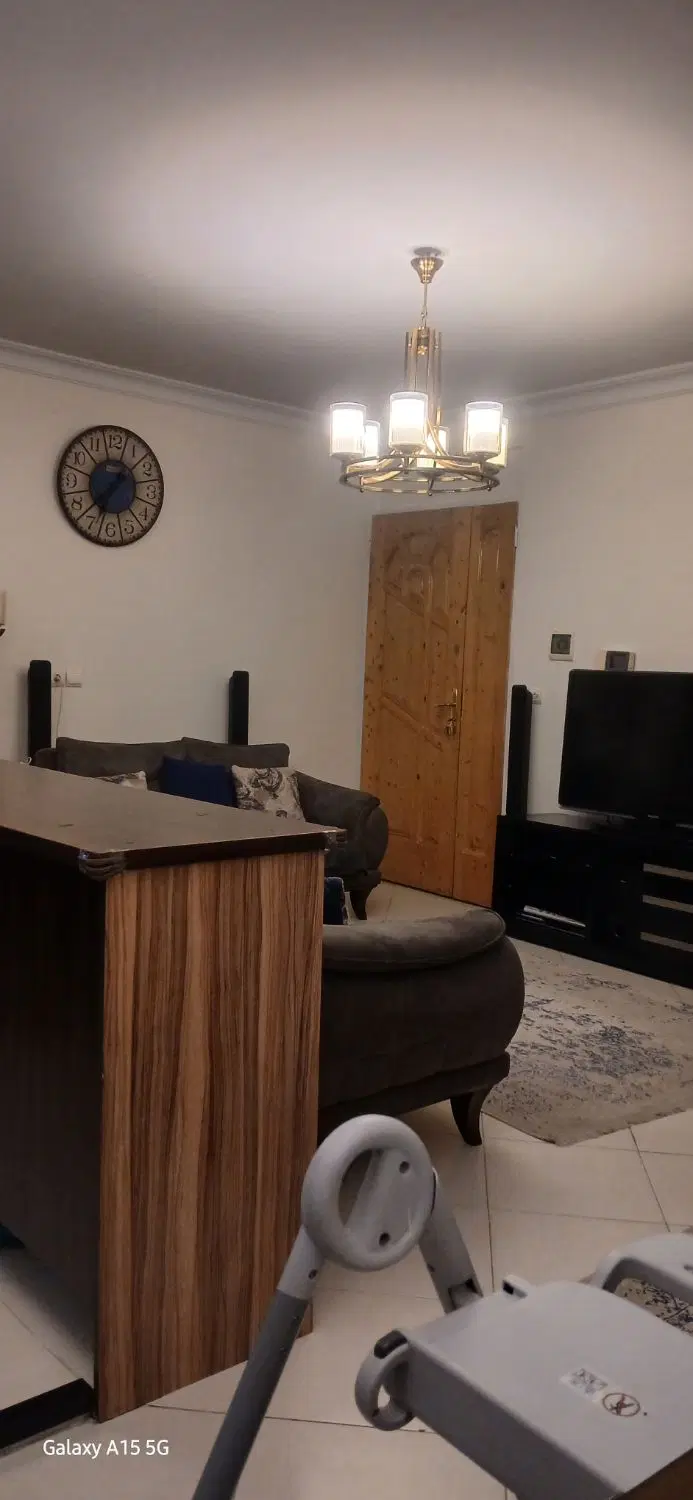 ۱۲۱متر روبروی پارک شهرآرا شیک وتمیز