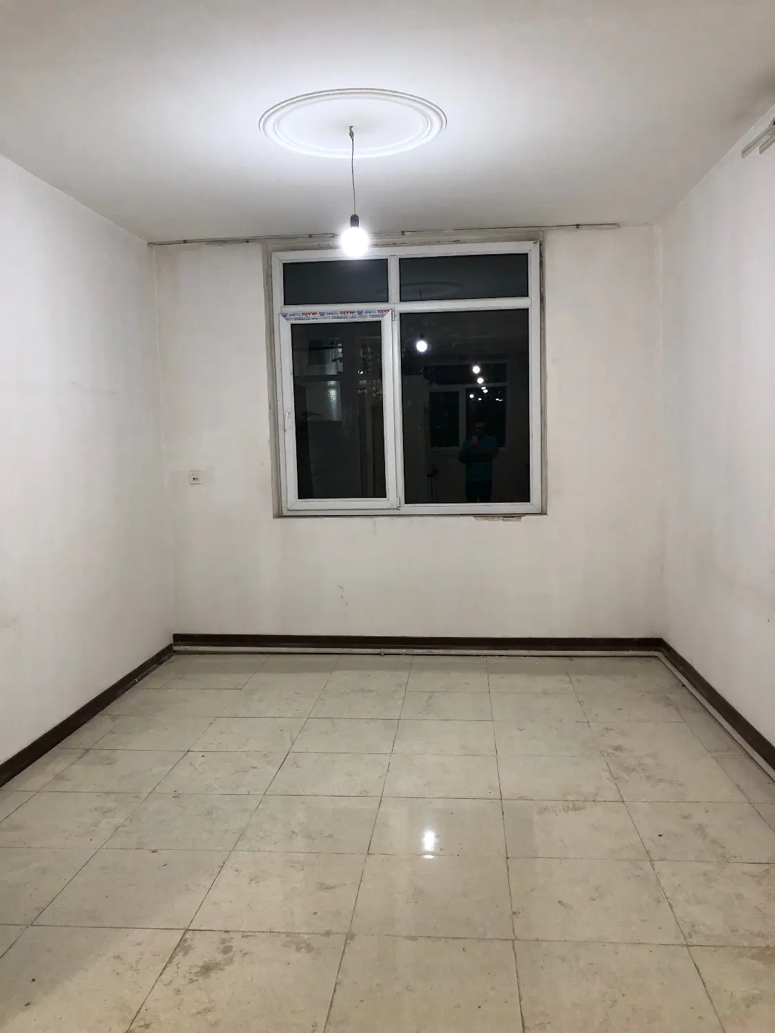 ۶۸ متری تکواحده طبقه ۱ فول بازسازی شده
