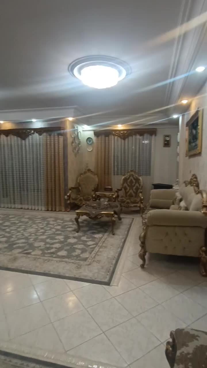 یک واحد خونه شیک، بازسازی‌شده و بدون خرج ۱۲۳متری