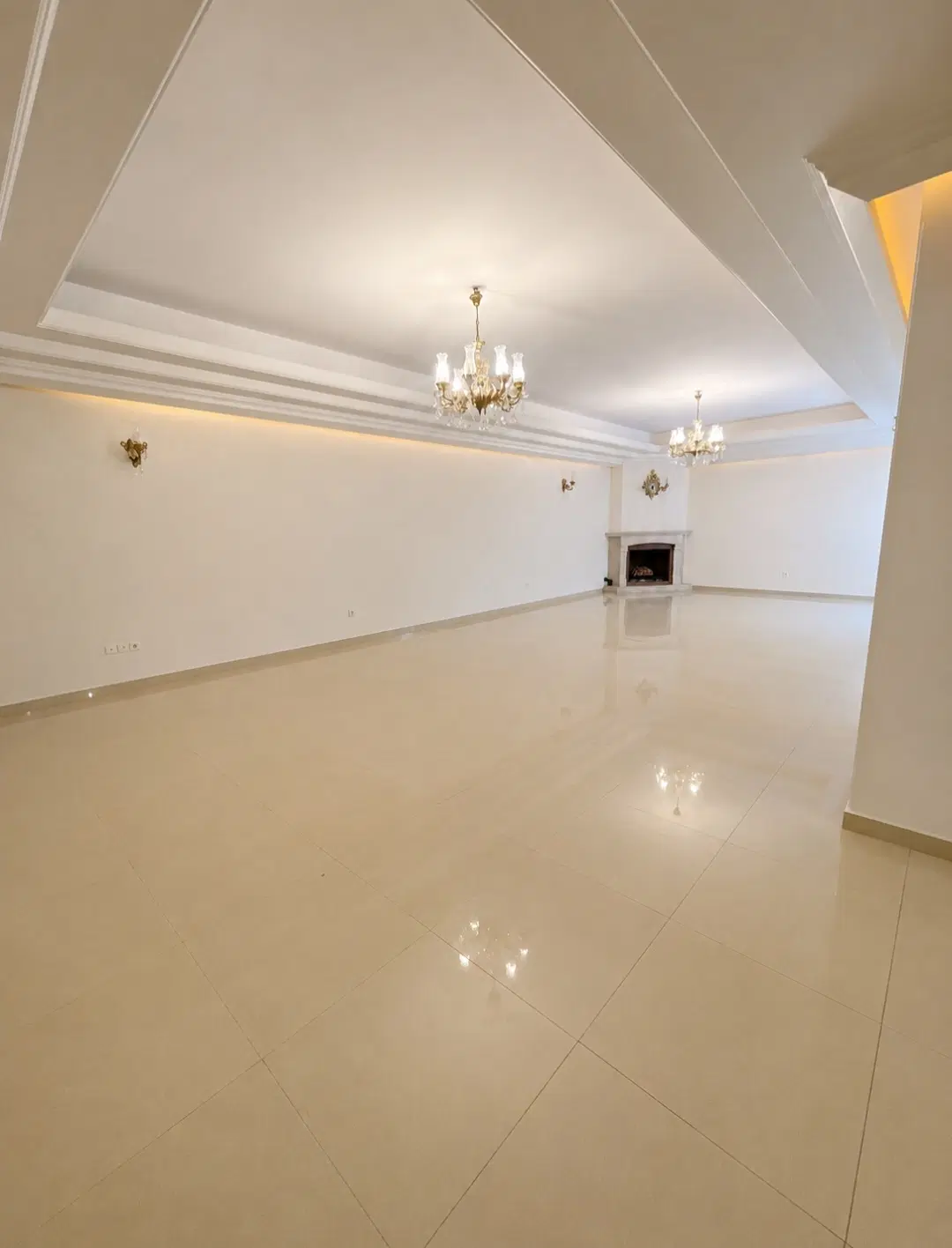 ۲۰۰مترسه خواب_تاپ لوکیشن_فرمانیه