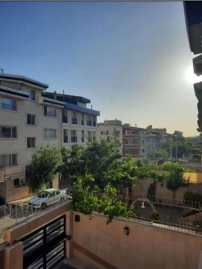 ۱۶۰ متر سه خواب_ دو پارکینگ_تک واحدی شهرک سرو آزاد