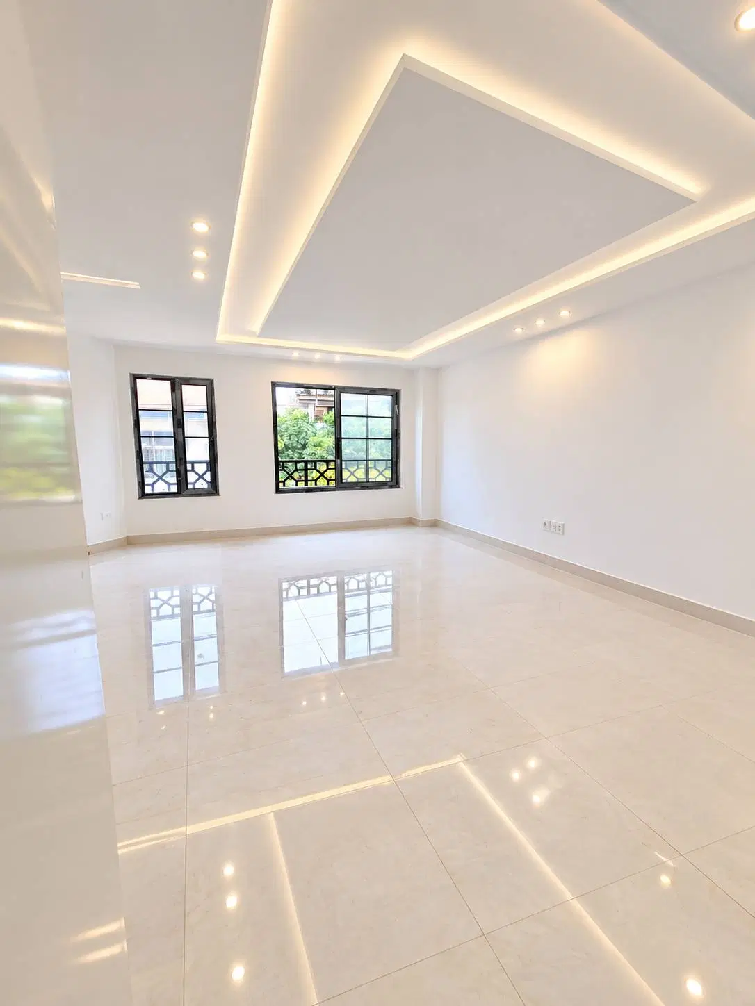آپارتمان ۹۵ متری شهرداری