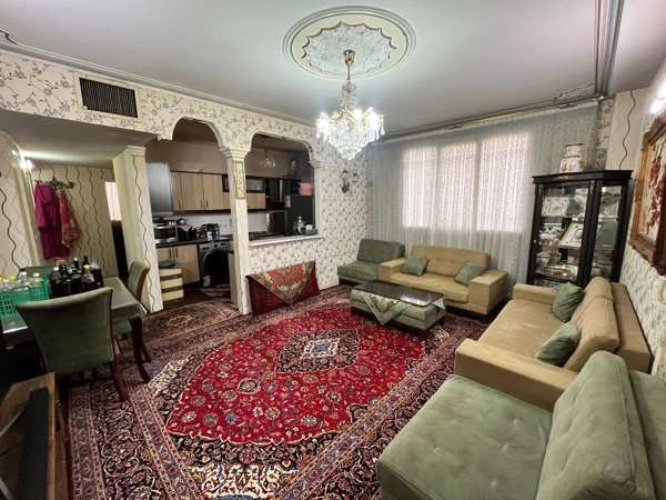 آپارتمان ۷۰ متری _ پارکینگ اختصاصی