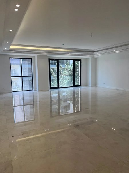 زعفرانیه تاپ لوکیشن  ۲۳۶مترلوکس۴خواب بقیمت