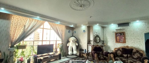 ۱۲۰ متر_ویو پارک_کم واحد_سالن خوش چیدمان