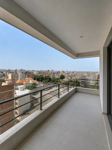 سه خواب نوساز نورگیر پیروزی