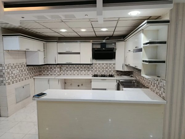 سه خواب ۱۴۰ متری