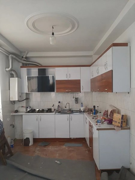 اپارتمان۸۵ متری در گلستان ۳۳