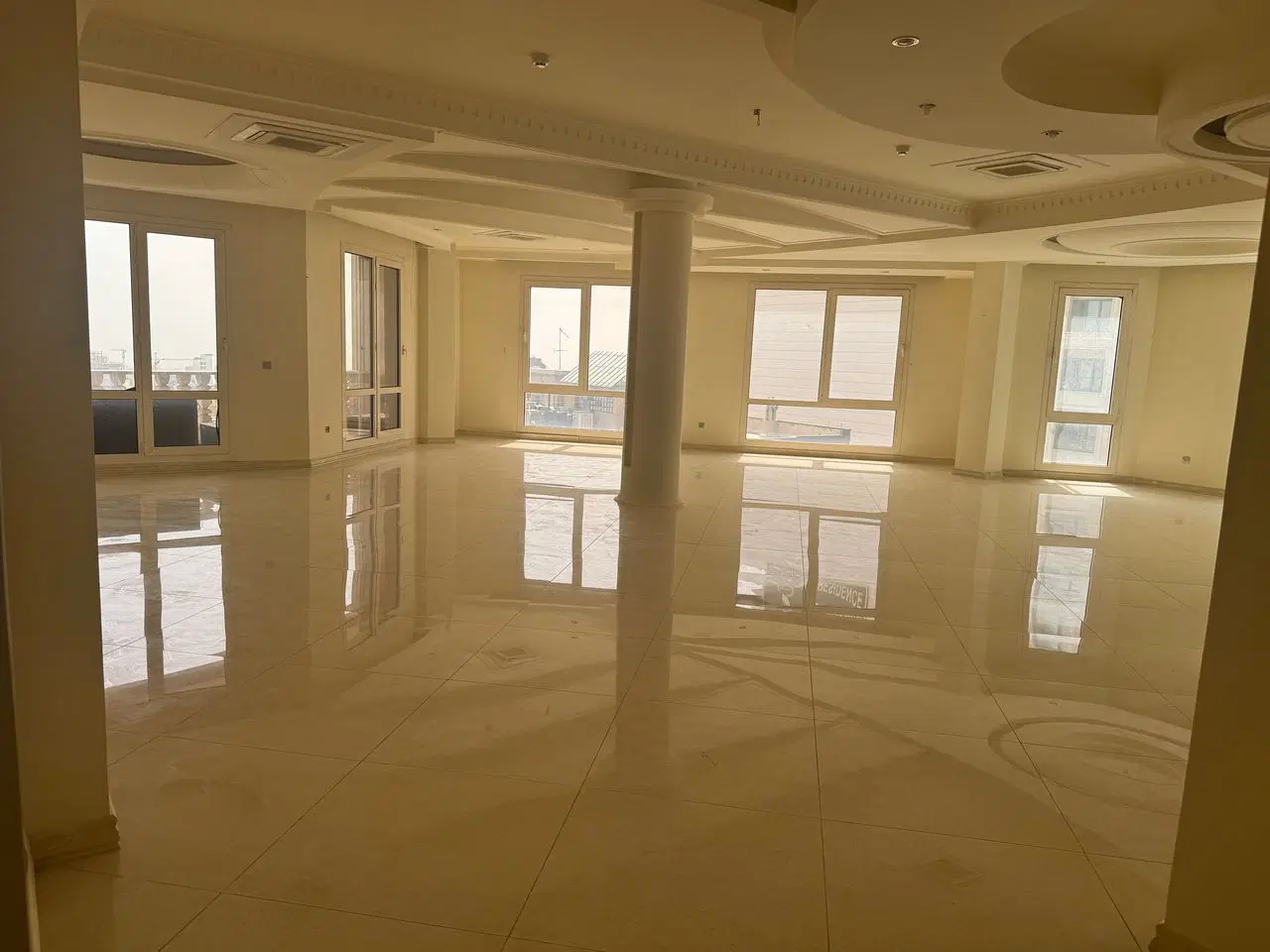 شاهکار معماری _۴۱۰ متر ۴ خواب فرمانیه کامرانیه