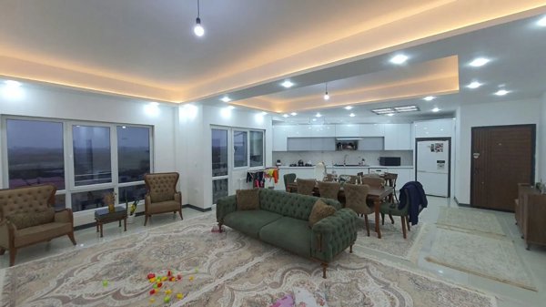 159متری تک واحدی  نزدیک استخرسه خواب نوساز