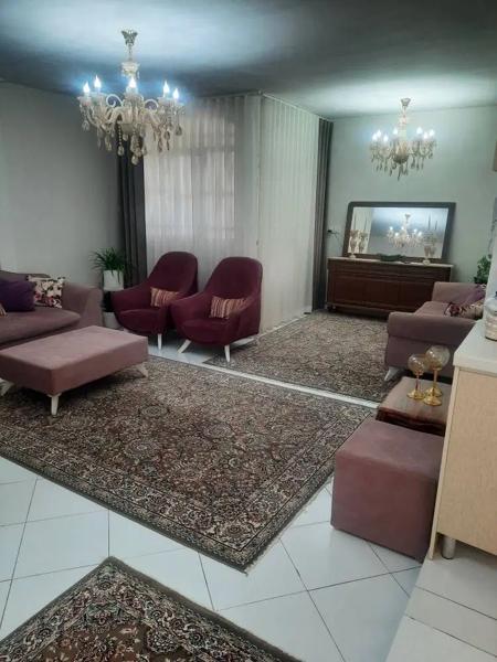 ۷۰ متر کم واحد شقایق شرقی آفتابگیر