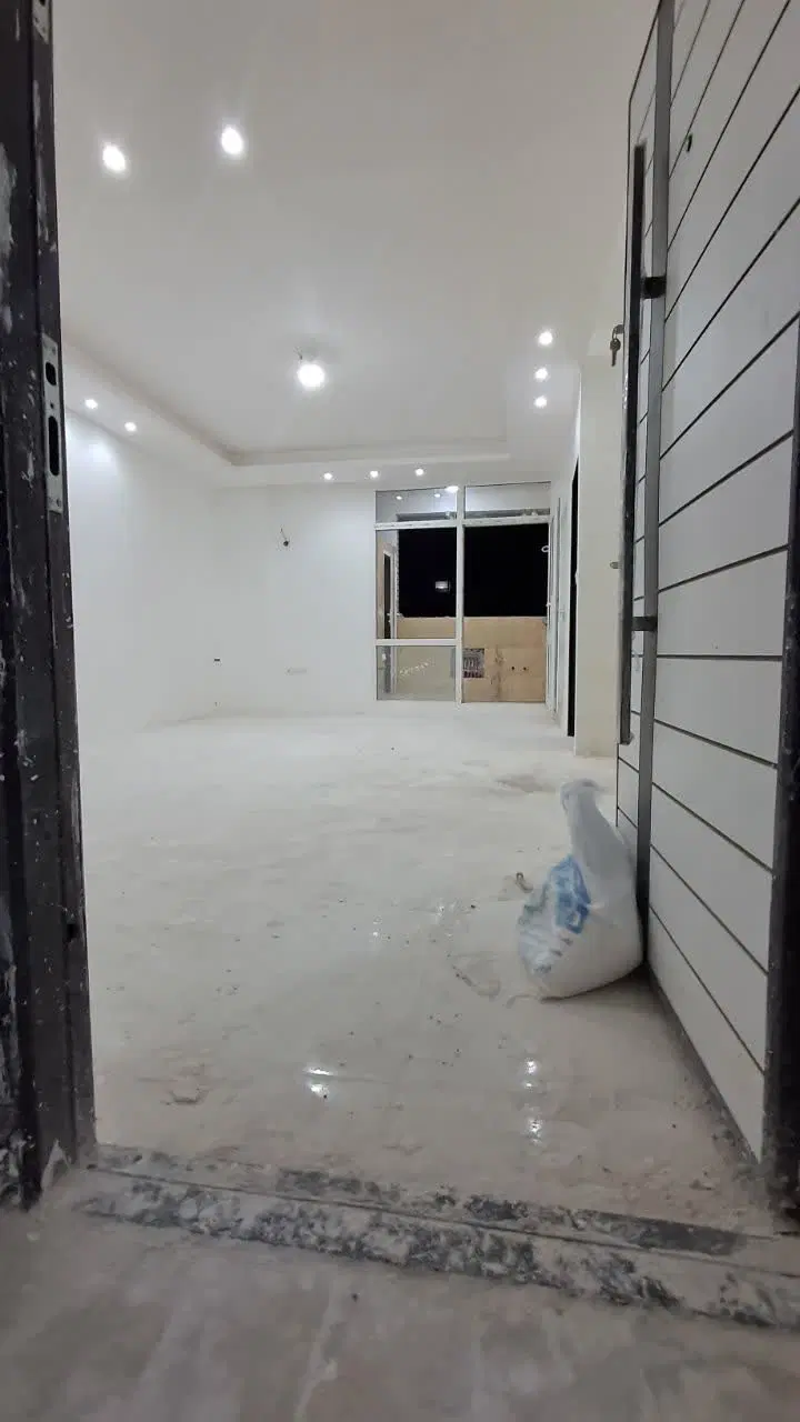 واحد ۷۲ متر_ آماده تحویل_ با پارکینک_ روبه جلو
