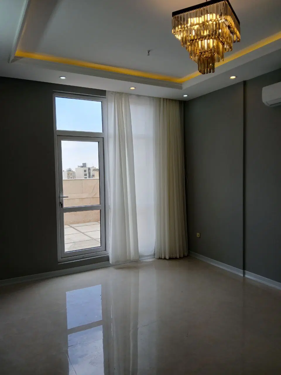 اوایل صیاد*نوساز ۲۳۰متر