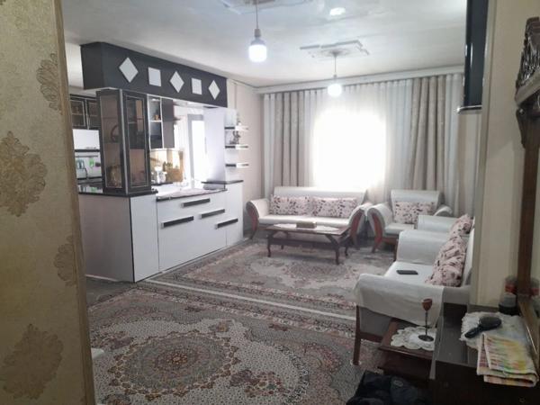 اجاره آپارتمان دوخوابه طبقه سوم