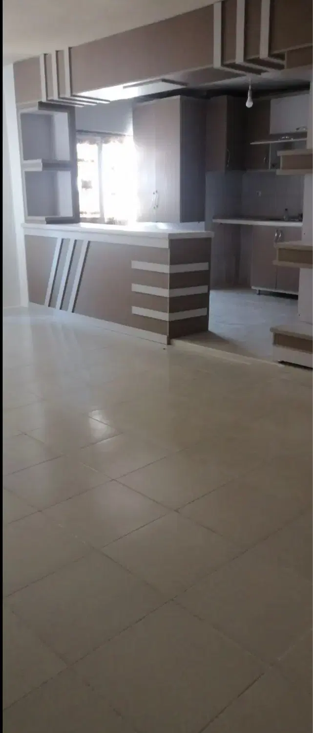 اجاره ی خانه  در زنبق ها