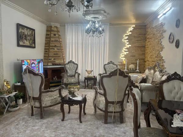 ۸۰متری_ ۲خواب _ تکواحد _ تاپ لوکیشن