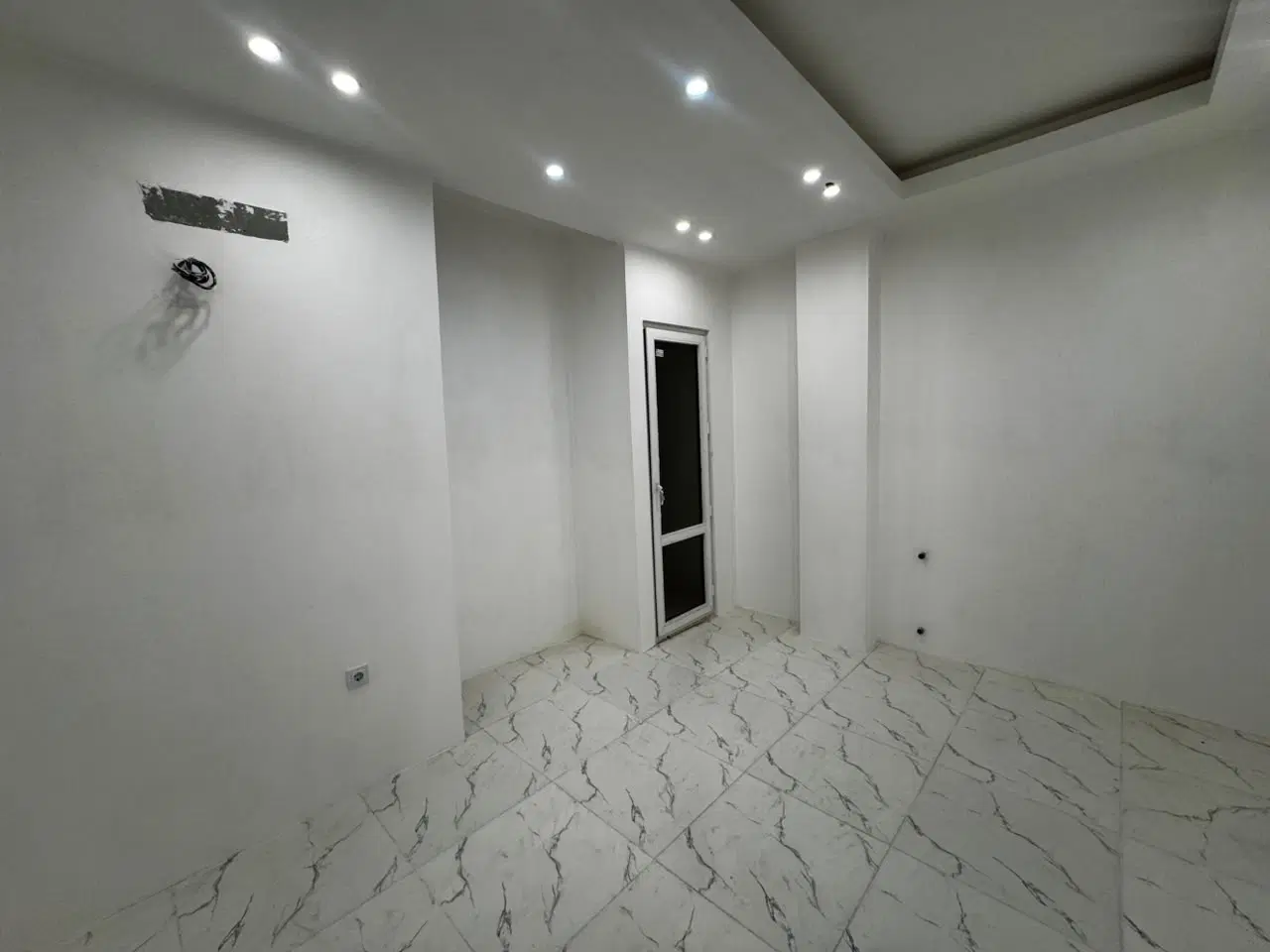 آپارتمان تک واحدی 205 متری