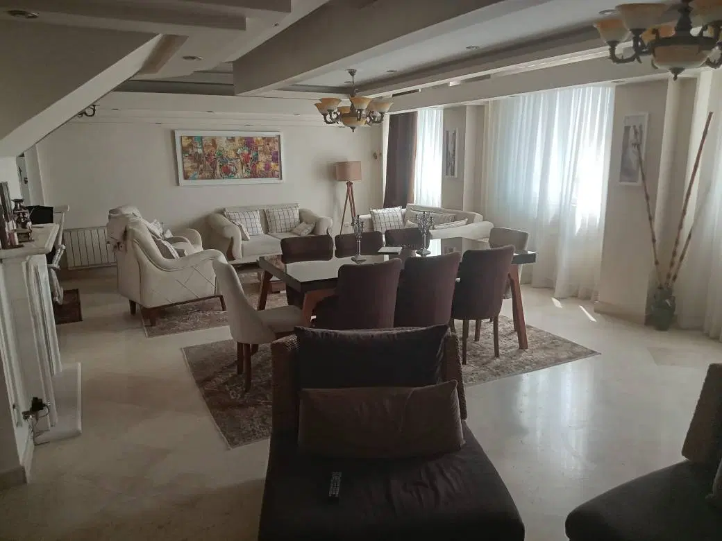 گوهردشت ۲۲۰ متر ۴ خوابه فاز ۲ دوبلکس