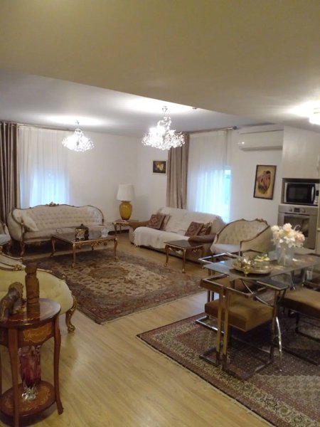۸۲ متر، ۲ خواب، سعادت آباد (کد C 11)