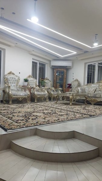 آپارتمان تک واحد ۸۴متر فول بازسازی شده هرندی مولوی